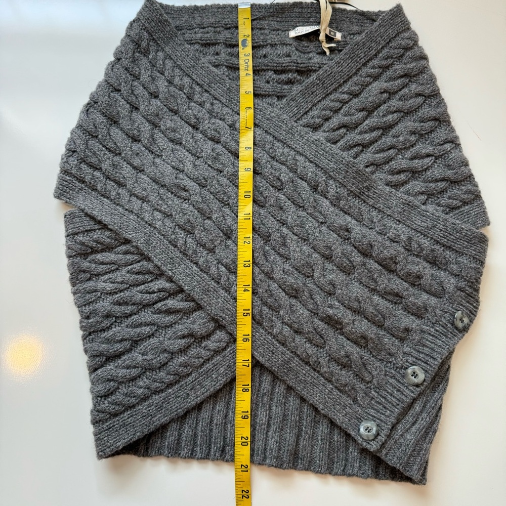 NWT Fisherman Out of Ireland Crossover Wrap - Grey - Picture 8 of 8